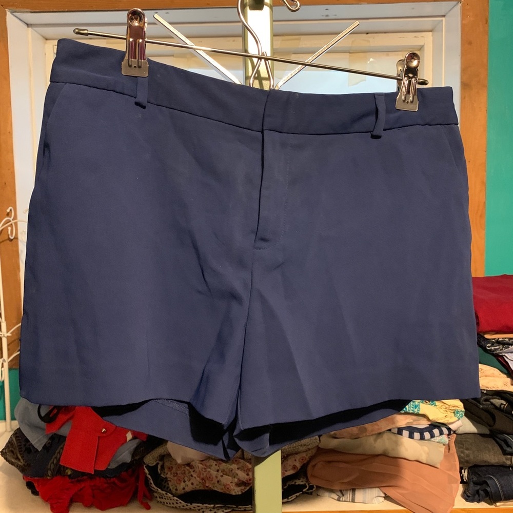Chiffon-like baby short